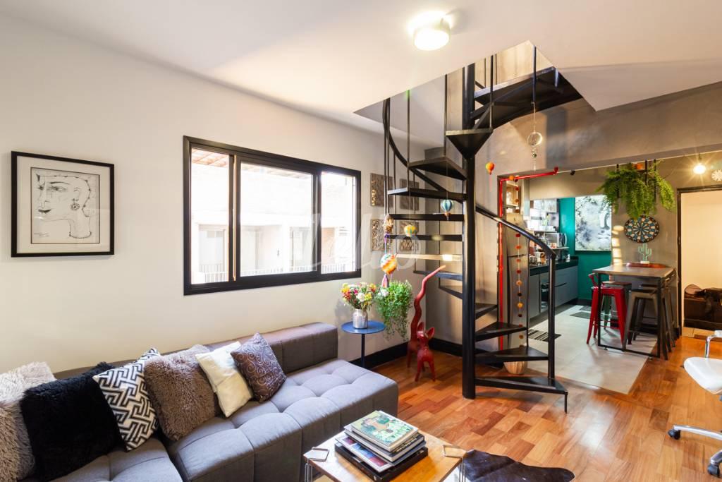 SALA1 de Apartamento à venda, cobertura - Padrão com 100 m², 2 quartos e 2 vagas em Vila Pompeia - São Paulo