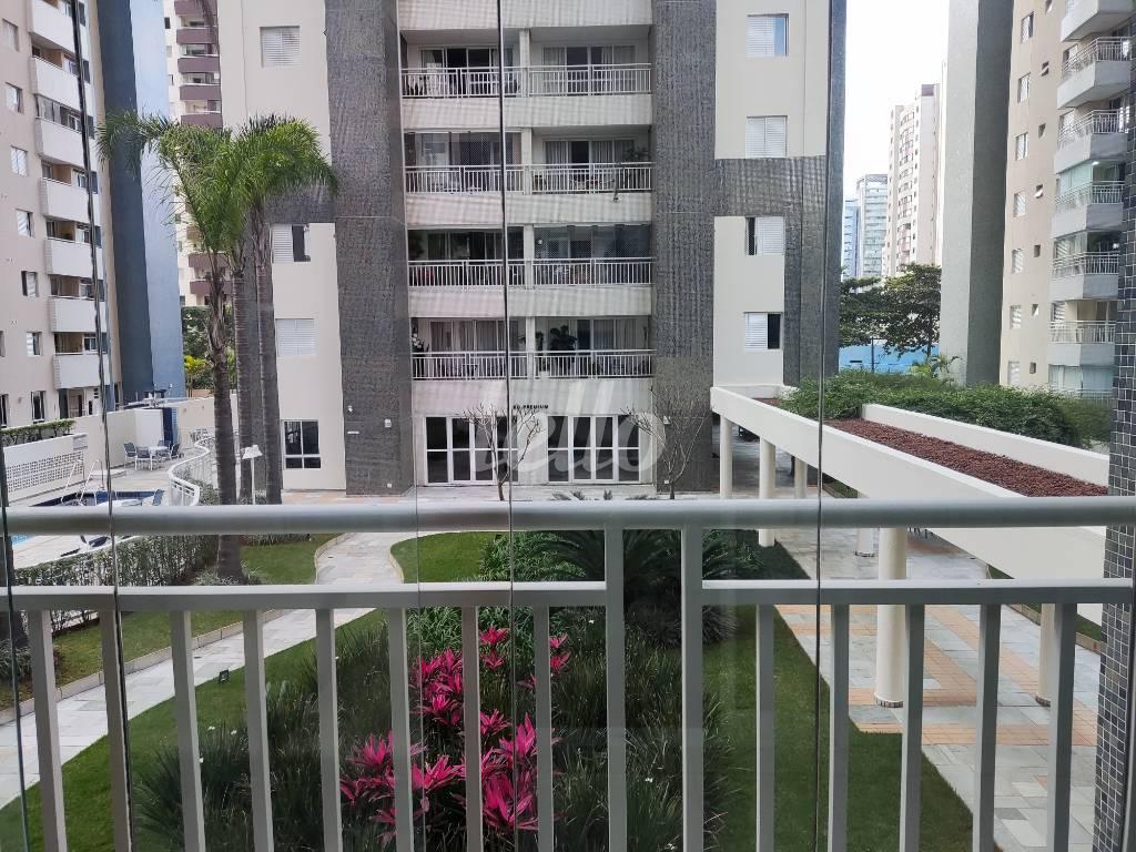 VISTA VARANDA de Apartamento à venda, Padrão com 93 m², 3 quartos e 2 vagas em Vila Gomes Cardim - São Paulo