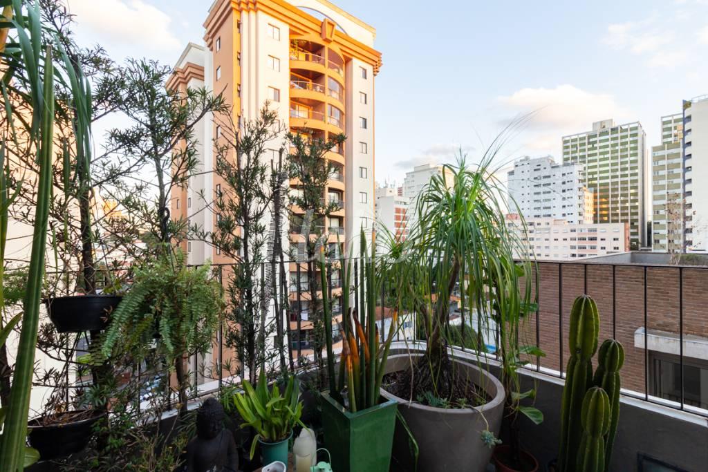 VARANDA de Apartamento à venda, cobertura - Padrão com 100 m², 2 quartos e 2 vagas em Vila Pompeia - São Paulo