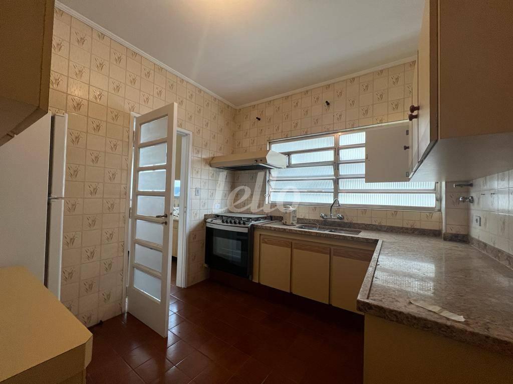 COZINHA de Apartamento à venda, Padrão com 158 m², 3 quartos e 1 vaga em Jardins - São Paulo