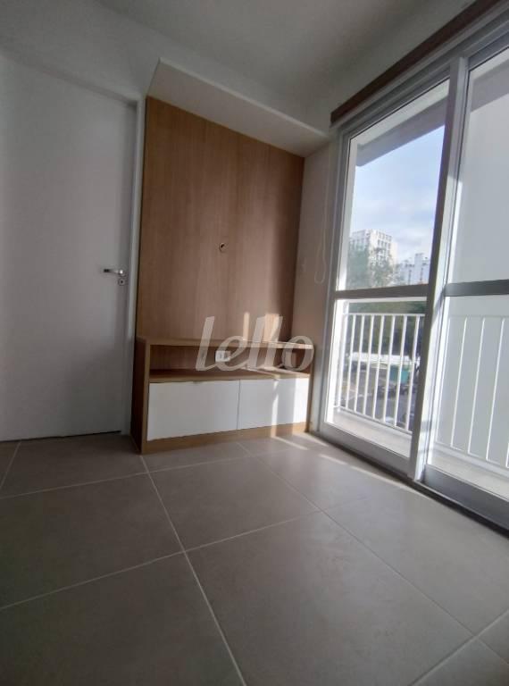 LIVING de Apartamento à venda, Padrão com 40 m², 1 quarto e 1 vaga em Vila Mariana - São Paulo