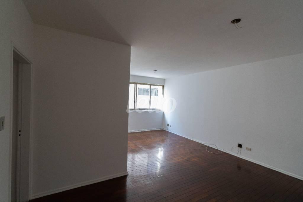 SALA de Apartamento à venda, Padrão com 155 m², 3 quartos e 1 vaga em Perdizes - São Paulo
