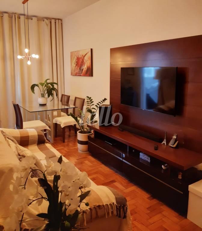 SALA DOIS AMBIENTES de Apartamento à venda, Padrão com 90 m², 2 quartos e em Cambuci - São Paulo