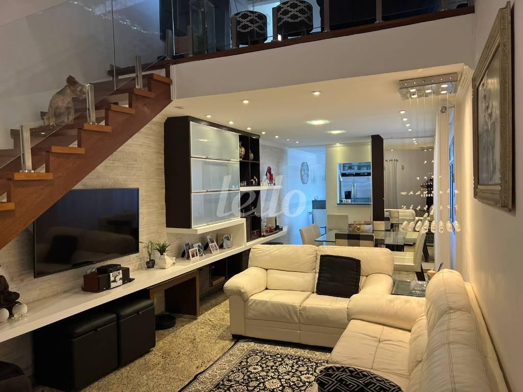 SALA de Casa à venda, sobrado com 220 m², 4 quartos e 2 vagas em Penha de França - São Paulo