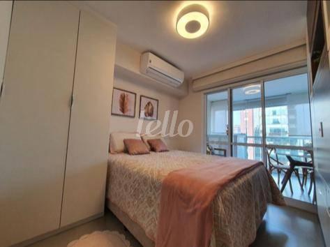 DORMITÓRIO de Apartamento à venda, Padrão com 53 m², 1 quarto e 1 vaga em Vila Regente Feijó - São Paulo