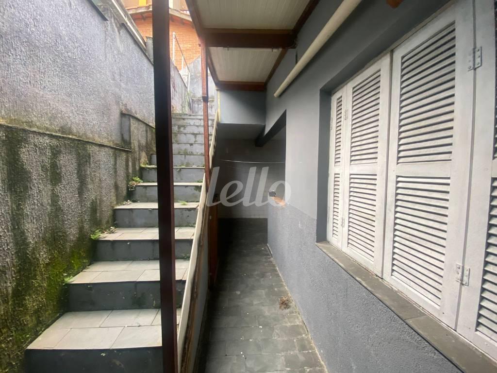 35 ÁREA DE SERVIÇO de Casa à venda, sobrado com 145 m², 3 quartos e 2 vagas em Jardim - Santo André