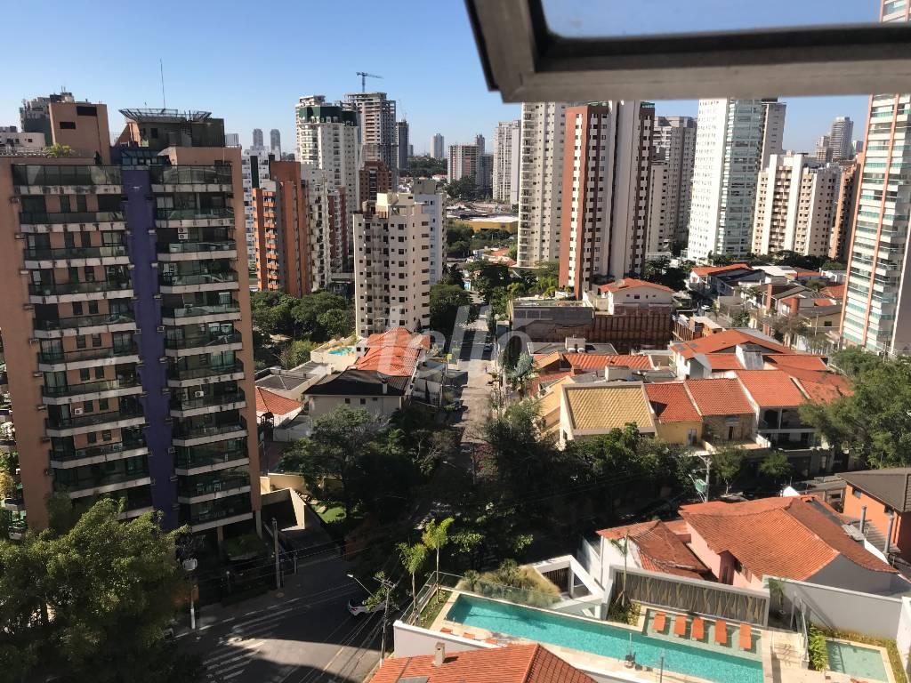 VISTA DA ÁREA DE SERVIÇO de Apartamento à venda, Padrão com 117 m², 3 quartos e 2 vagas em Jardim Vila Mariana - São Paulo