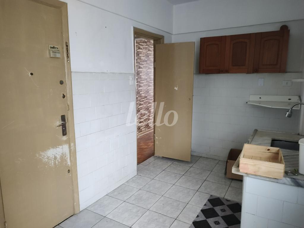 8-COZINHA-002.JPG de Apartamento à venda, Padrão com 98 m², 2 quartos e em Santa Cecília - São Paulo