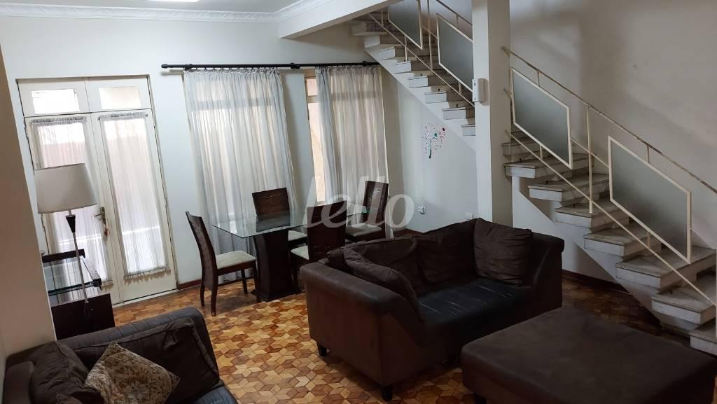 SALA LIVING 2 AMBIENTES de Casa à venda, sobrado com 203 m², 3 quartos e 2 vagas em Quarta Parada - São Paulo