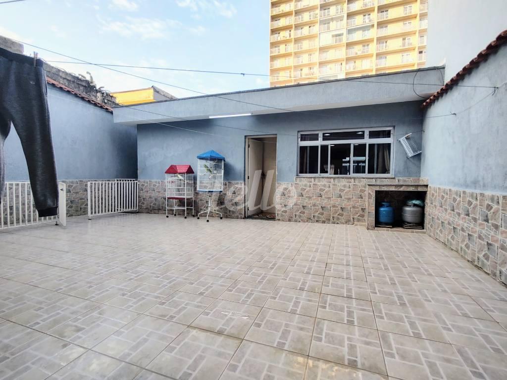 QUINTAL de Casa à venda, assobradada com 250 m², 4 quartos e 6 vagas em Vila Alpina - São Paulo
