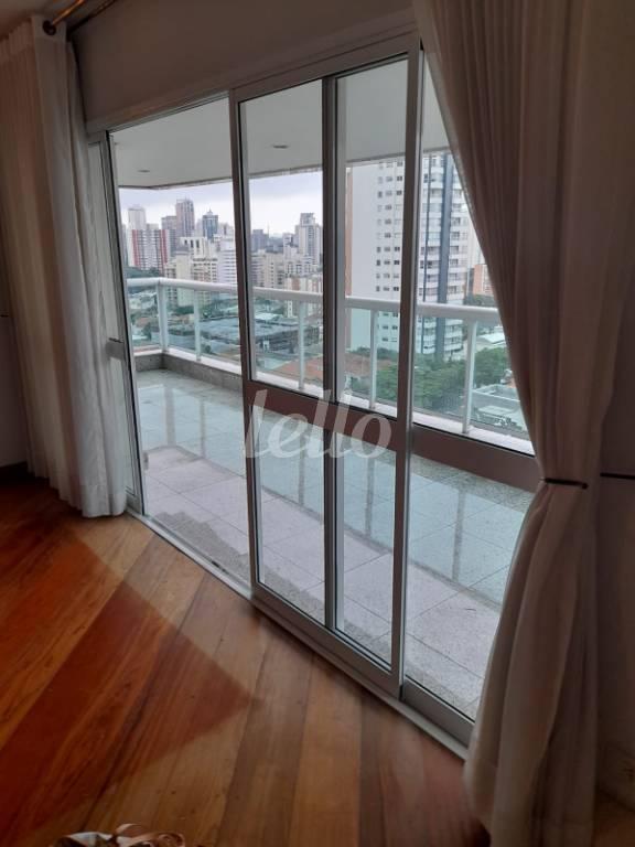 SALA de Apartamento à venda, Padrão com 180 m², 4 quartos e 4 vagas em Vila Mariana - São Paulo