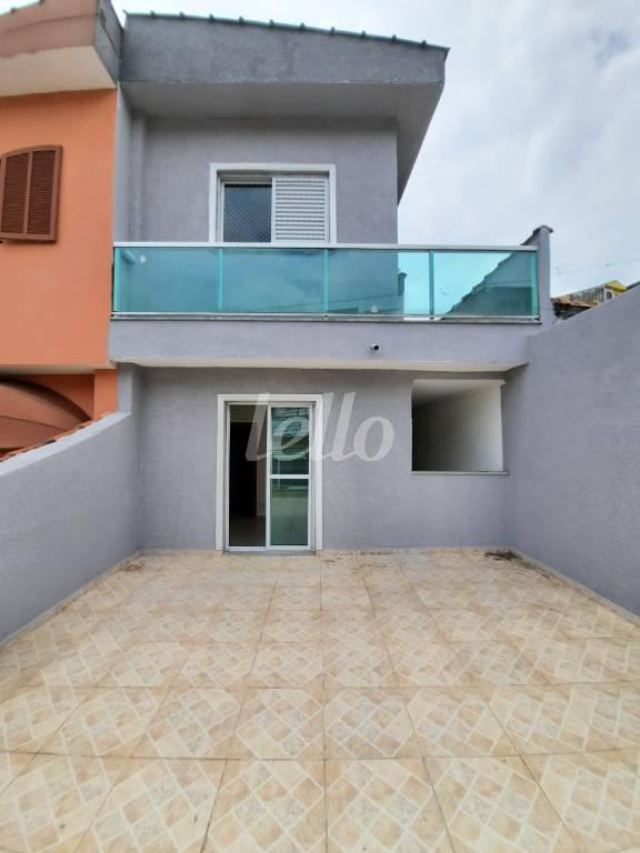 SACADA de Casa à venda, sobrado com 249 m², 4 quartos e 2 vagas em Vila Luzita - Santo André
