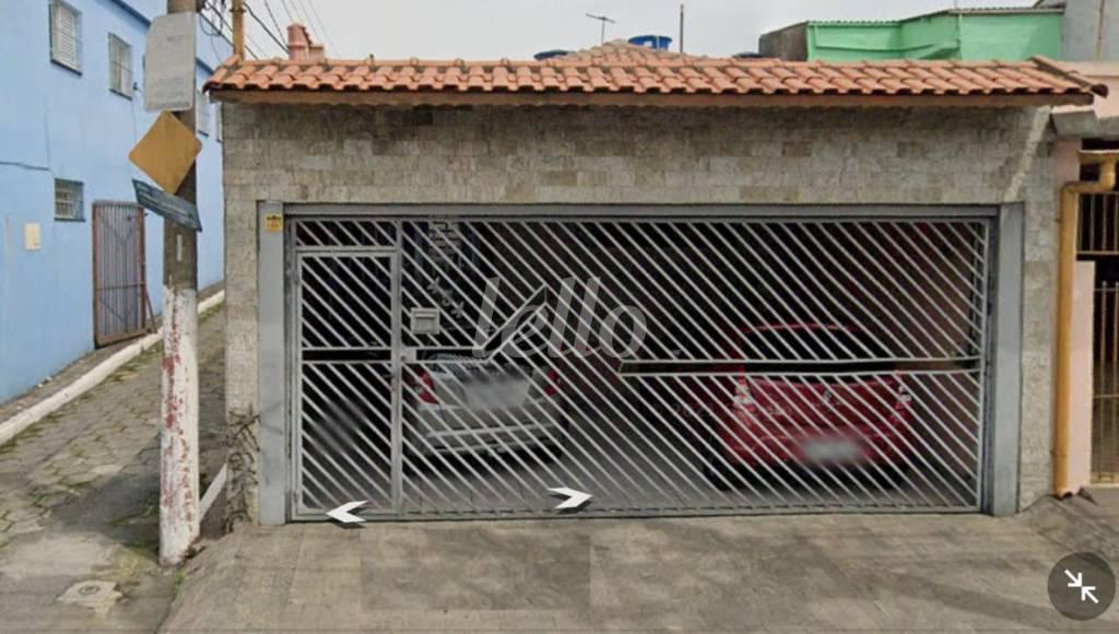 FACHADA de Casa à venda, térrea com 104 m², 3 quartos e 2 vagas em Vila Ivone - São Paulo