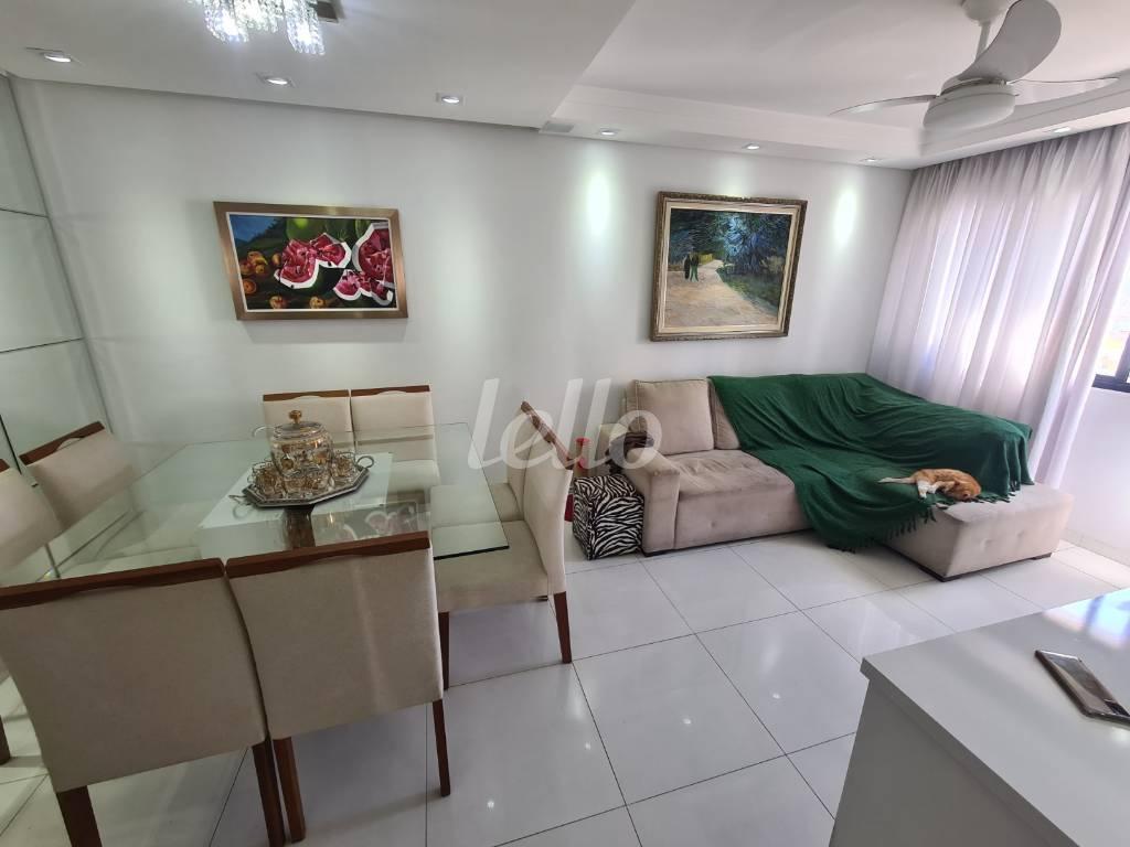 SALA DOIS AMBIENTES de Apartamento à venda, Padrão com 87 m², 2 quartos e 1 vaga em Santana - São Paulo