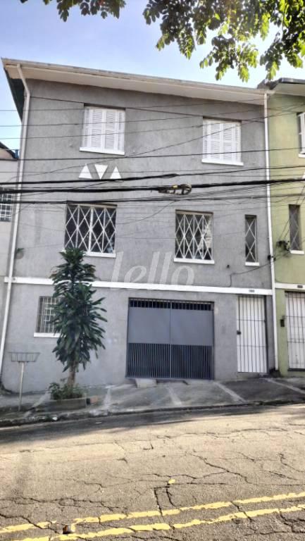 FACHADA de Casa à venda, sobrado com 180 m², 3 quartos e 1 vaga em Chácara Inglesa - São Paulo