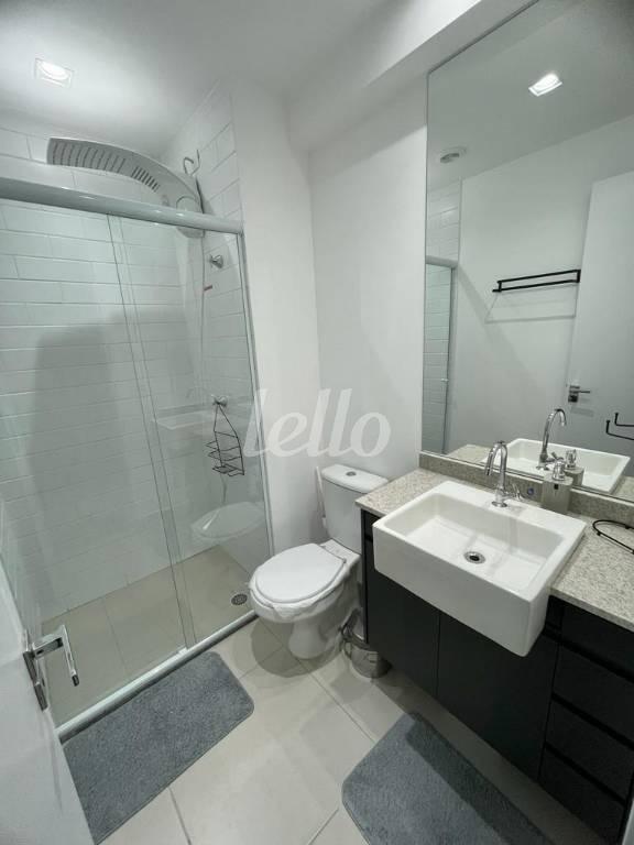 BANHEIRO de Apartamento para alugar, Padrão com 32 m², 1 quarto e 1 vaga em Consolação - São Paulo