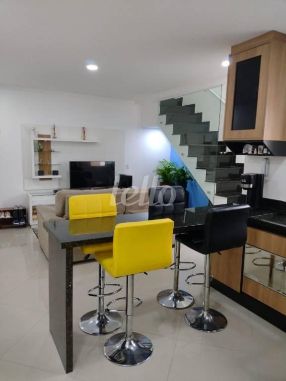 COZINHA TIPO AMERICANA de Apartamento à venda, cobertura - Padrão com 148 m², 3 quartos e 2 vagas em Jardim Paraíso - Santo André
