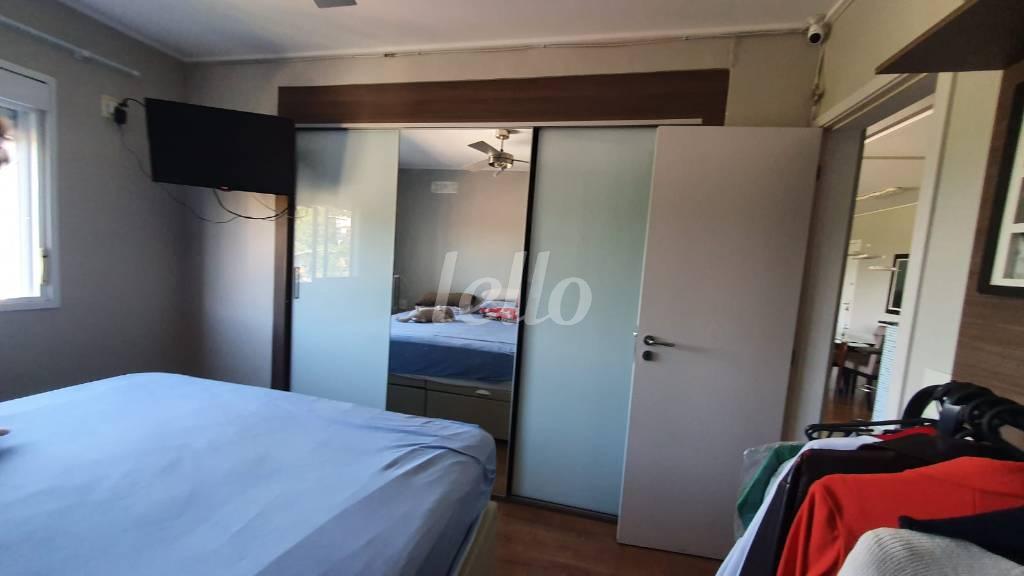 QUARTO 2 de Apartamento à venda, Padrão com 220 m², 4 quartos e 2 vagas em Vila Irmãos Arnoni - São Paulo