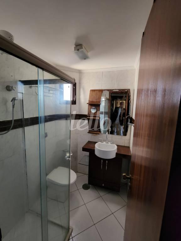 BANHEIRO de Apartamento à venda, Padrão com 80 m², 2 quartos e 1 vaga em Vila Bertioga - São Paulo