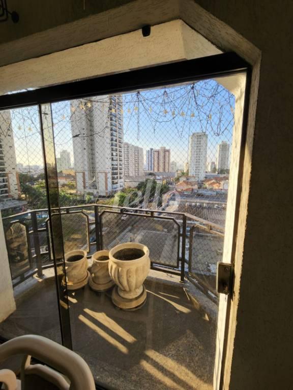 SACADA de Apartamento à venda, Padrão com 80 m², 2 quartos e 1 vaga em Vila Bertioga - São Paulo