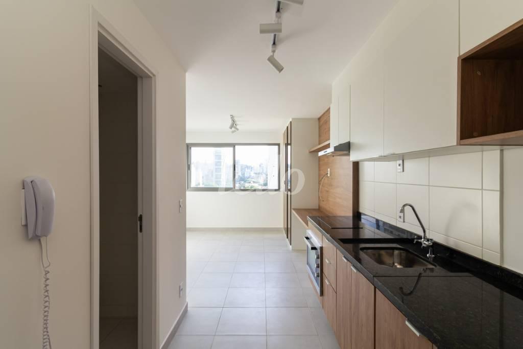 COZINHA de Apartamento à venda, Padrão com 24 m², 1 quarto e em Vila Clementino - São Paulo