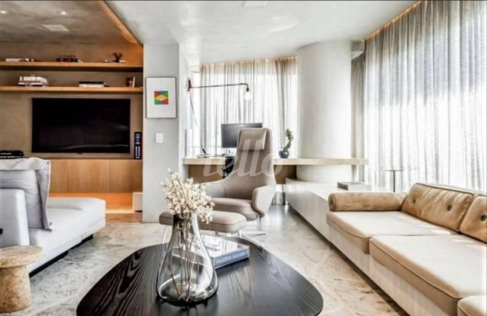 SALA de Apartamento à venda, Padrão com 157 m², 2 quartos e 2 vagas em Itaim Bibi - São Paulo
