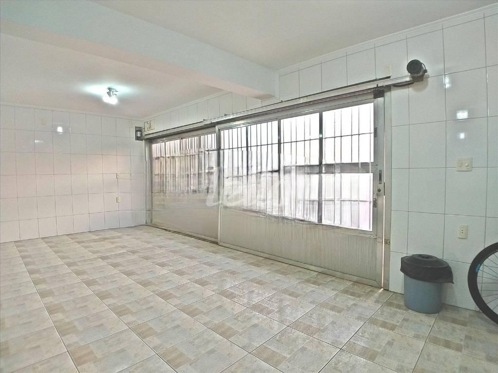 GARAGEM de Casa à venda, assobradada com 350 m², 3 quartos e 4 vagas em Mooca - São Paulo