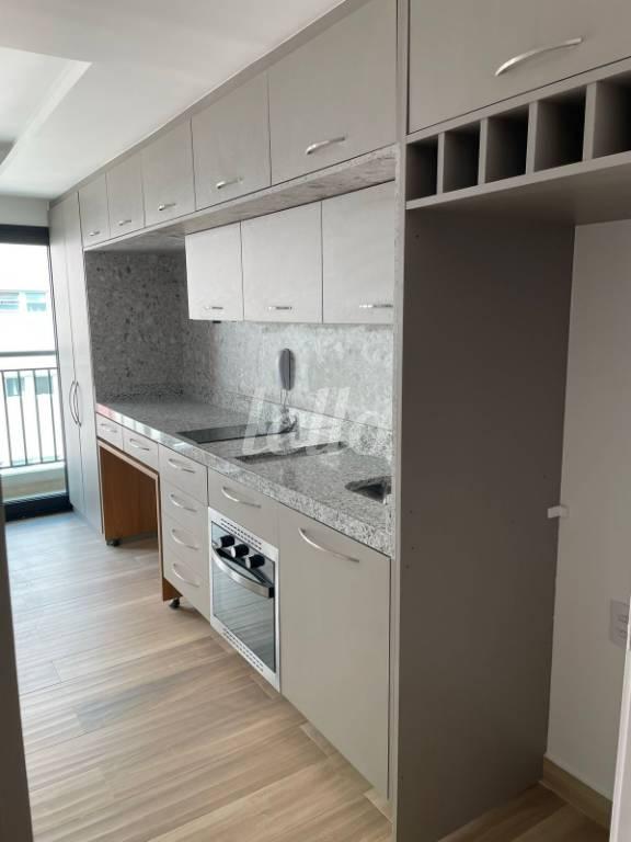COZINHA de Apartamento para alugar, Padrão com 24 m², 1 quarto e 1 vaga em República - São Paulo