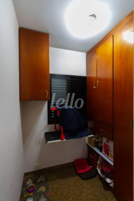 DORMITÓRIO DE SERVIÇO de Apartamento à venda, Padrão com 164 m², 3 quartos e 2 vagas em Vila Regente Feijó - São Paulo