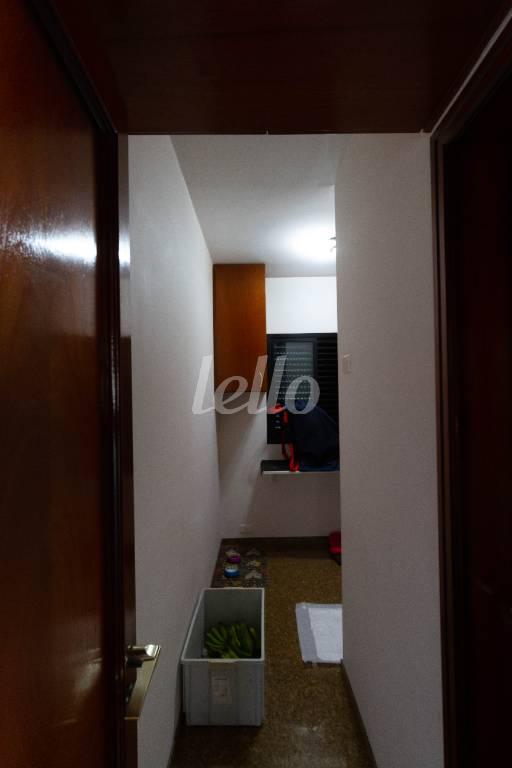 DORMITÓRIO DE SERVIÇO de Apartamento à venda, Padrão com 164 m², 3 quartos e 2 vagas em Vila Regente Feijó - São Paulo