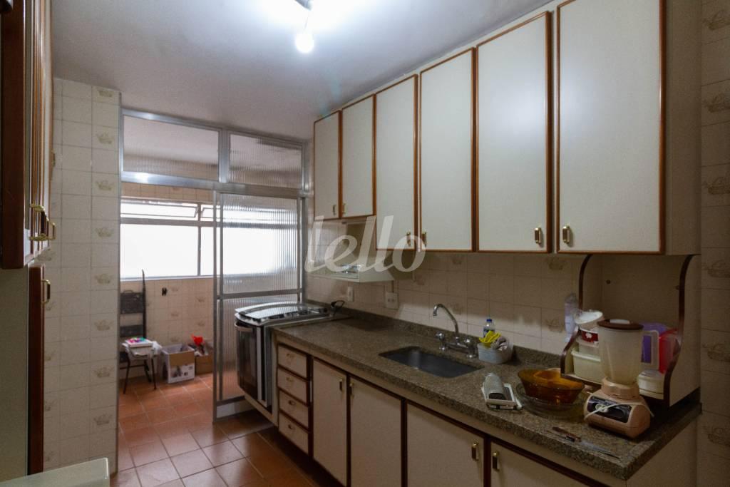 COZINHA de Apartamento para alugar, Padrão com 74 m², 2 quartos e 1 vaga em Vila Mascote - São Paulo