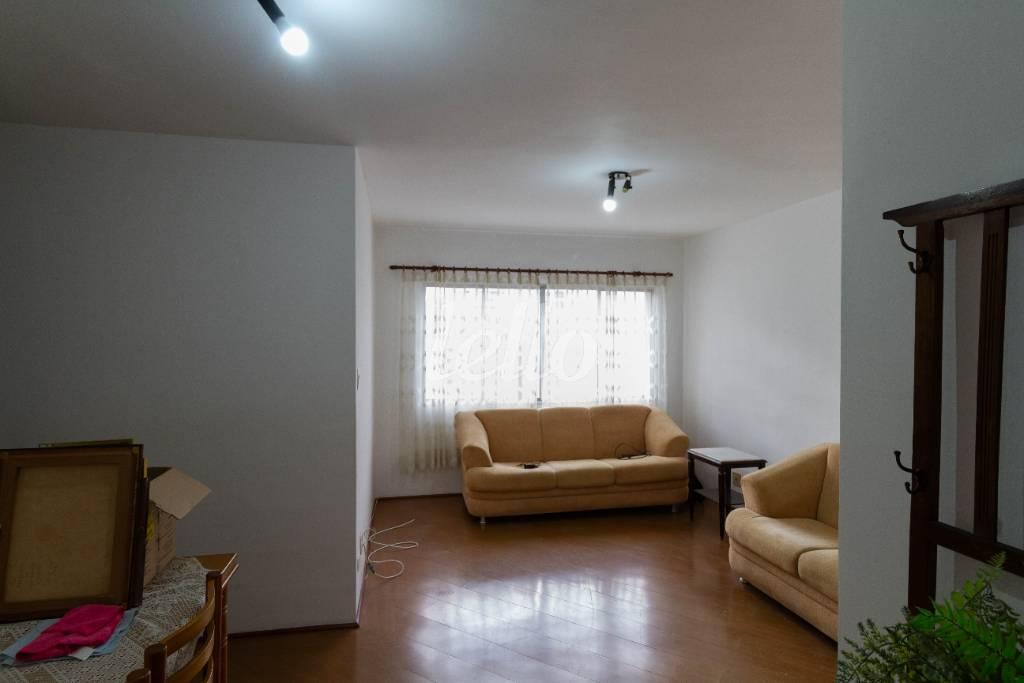 SALA DE ESTAR E JANTAR de Apartamento para alugar, Padrão com 74 m², 2 quartos e 1 vaga em Vila Mascote - São Paulo