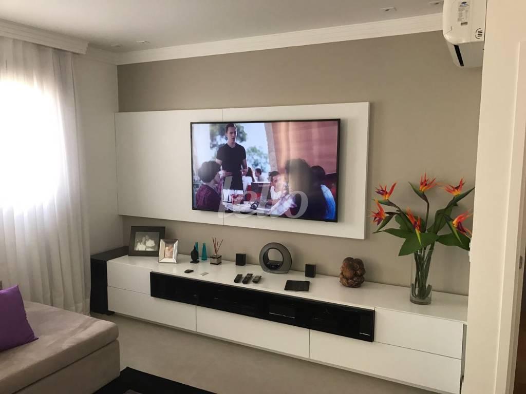SALA DE TV de Apartamento à venda, Padrão com 186 m², 3 quartos e 4 vagas em Vila Analia Franco - São Paulo