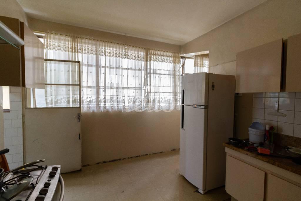 COZINHA de Apartamento para alugar, Padrão com 395 m², 4 quartos e 2 vagas em Jardim Paulista - São Paulo