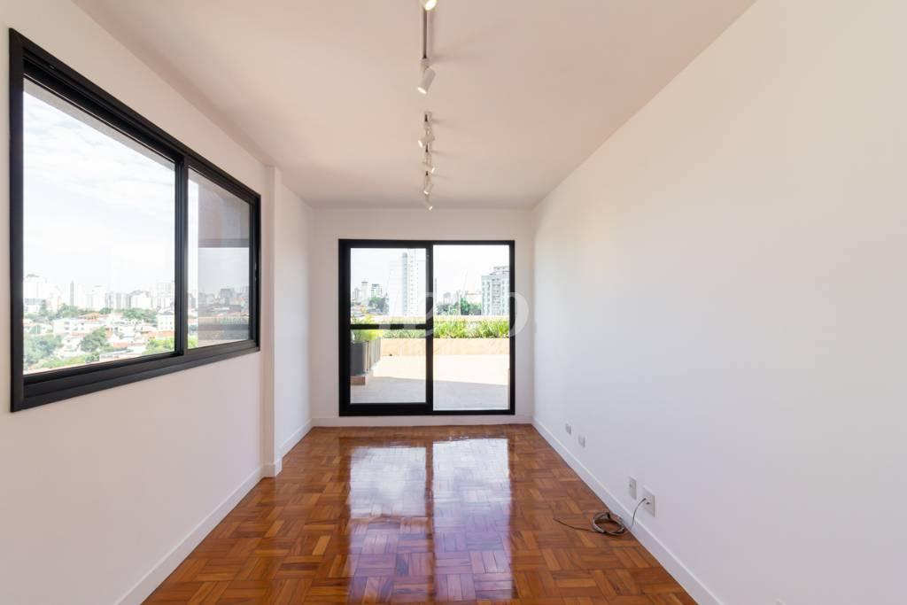 SALA de Apartamento à venda, cobertura - Padrão com 107 m², 2 quartos e 1 vaga em Vila Deodoro - São Paulo