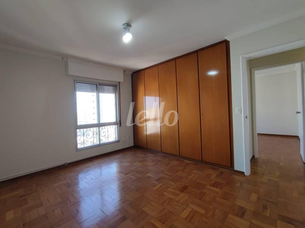 DORMITÓRIO 4 de Apartamento para alugar, Padrão com 240 m², 4 quartos e 2 vagas em Paraíso - São Paulo