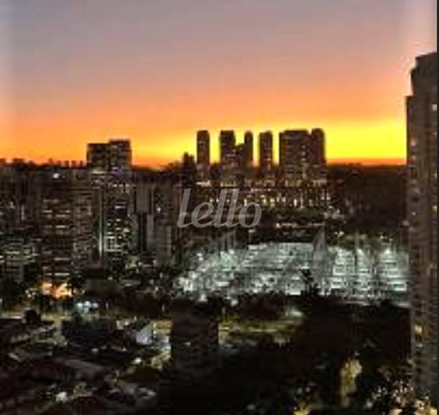 VISTA de Apartamento à venda, Padrão com 130 m², 3 quartos e 3 vagas em Brooklin Paulista - São Paulo
