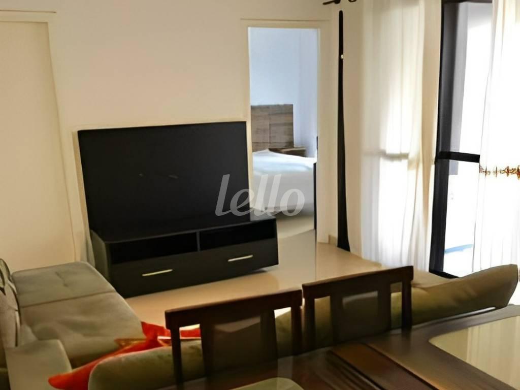 SALA de Apartamento para alugar, Padrão com 46 m², e 1 vaga em Vila Nova Conceição - São Paulo