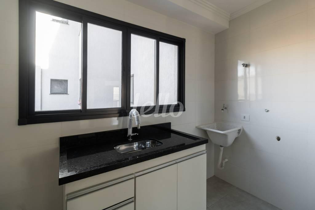 COZINHA de Apartamento para alugar, Padrão com 44 m², 2 quartos e em Vila Invernada - São Paulo