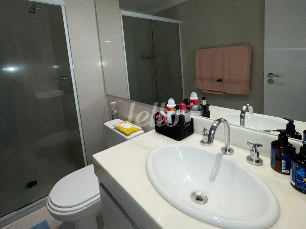 BANHEIRO de Apartamento para alugar, Padrão com 55 m², e 1 vaga em Vila Regente Feijó - São Paulo