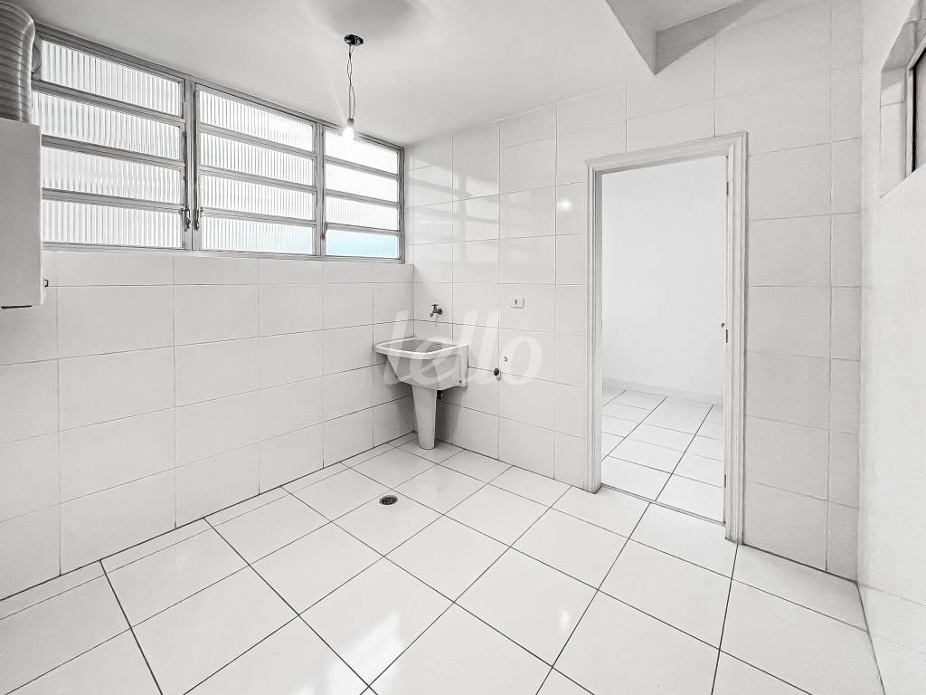 LAVANDERIA de Apartamento à venda, Padrão com 240 m², 3 quartos e 2 vagas em Jardins - São Paulo