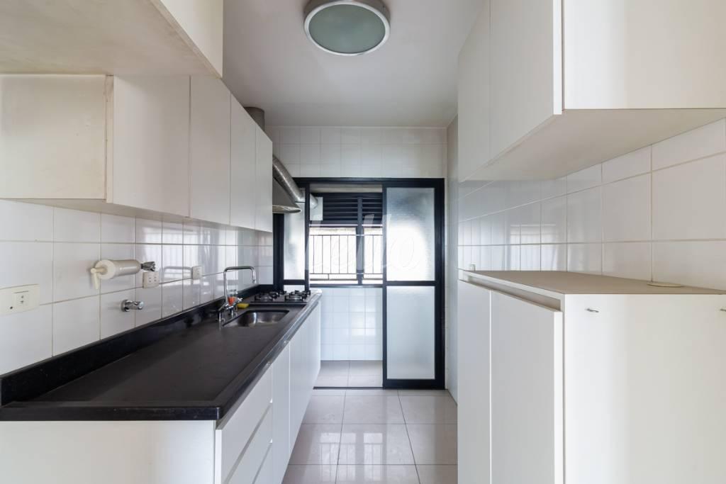 COZINHA de Apartamento para alugar, Padrão com 60 m², 2 quartos e 2 vagas em Jardim Paulista - São Paulo