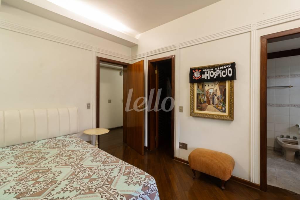 22 SUITE 2 de Apartamento para alugar, Padrão com 520 m², 4 quartos e 5 vagas em Vila Analia Franco - São Paulo