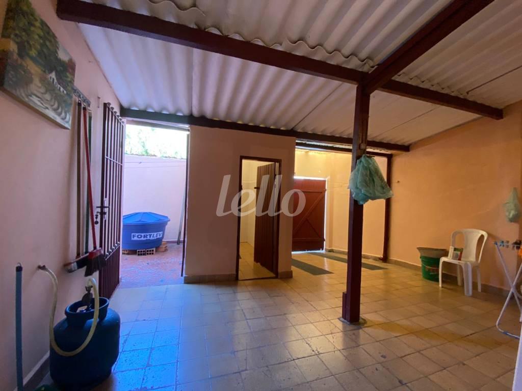 ÁREA DE SERVIÇO de Casa à venda, sobrado com 177 m², 3 quartos e 3 vagas em Cerâmica - São Caetano do Sul