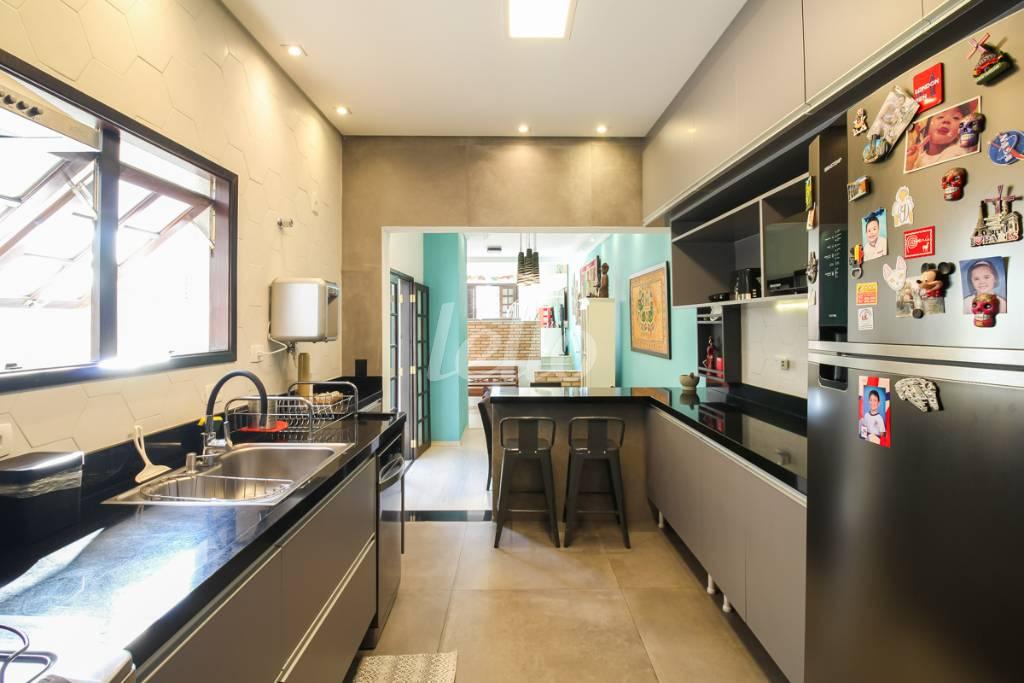 COZINHA de Casa para alugar, sobrado com 243 m², 3 quartos e 2 vagas em Vila Ipojuca - São Paulo