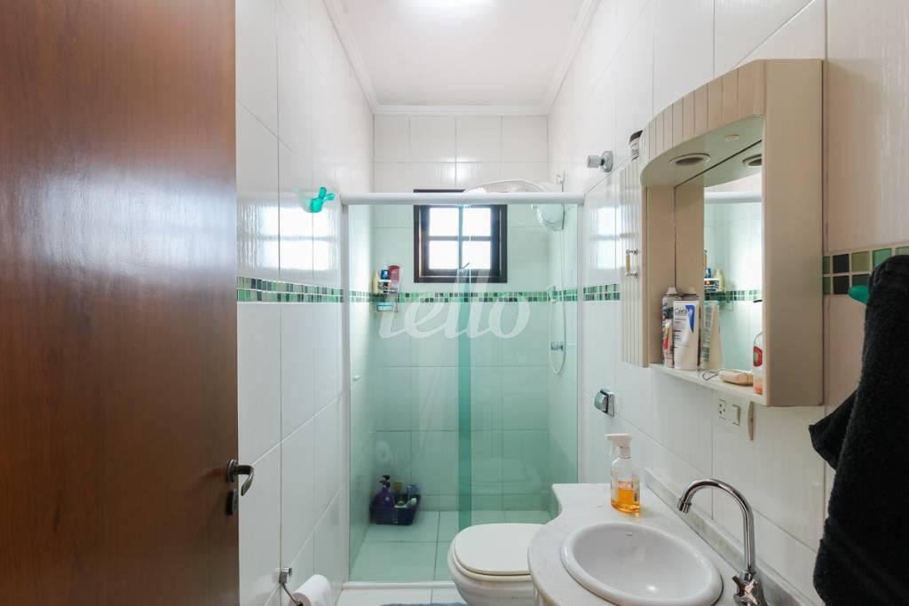 BANHEIRO de Casa para alugar, sobrado com 243 m², 3 quartos e 2 vagas em Vila Ipojuca - São Paulo