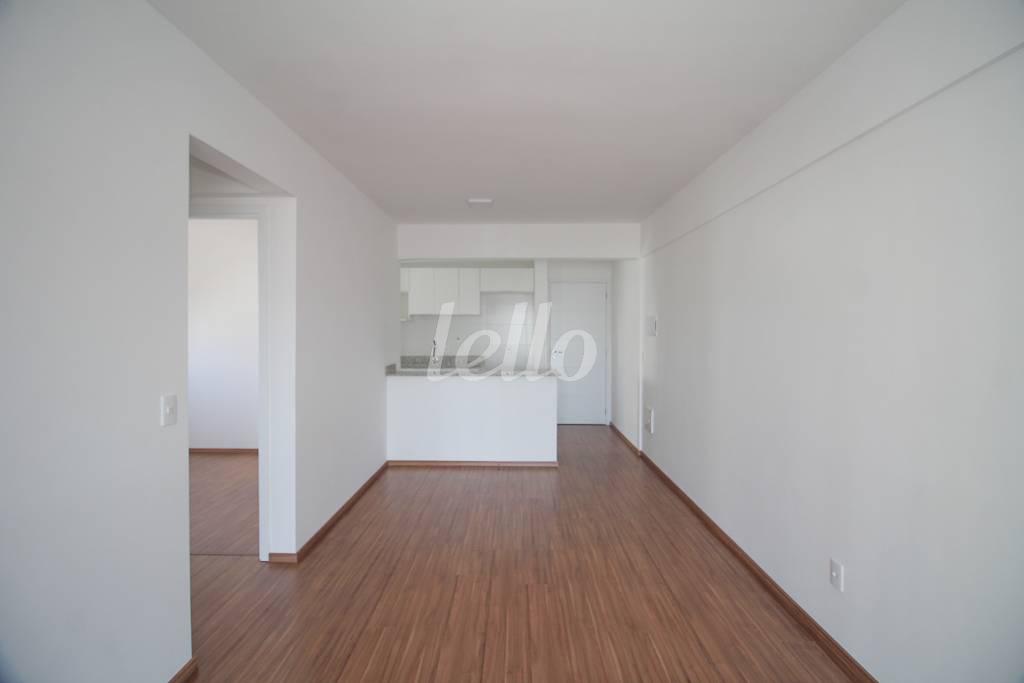 SALA de Apartamento à venda, Padrão com 60 m², 2 quartos e 2 vagas em Parada Inglesa - São Paulo