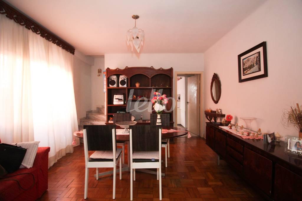 SALA DE ESTAR de Casa à venda, assobradada com 80 m², 3 quartos e 2 vagas em Chácara Inglesa - São Paulo