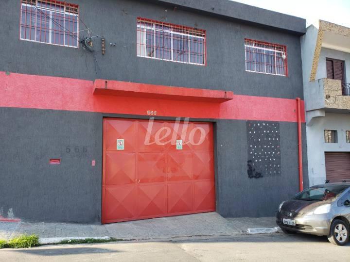 FACHADA de Galpão/Armazém à venda, Padrão com 273 m², e em Moinho Velho - São Paulo