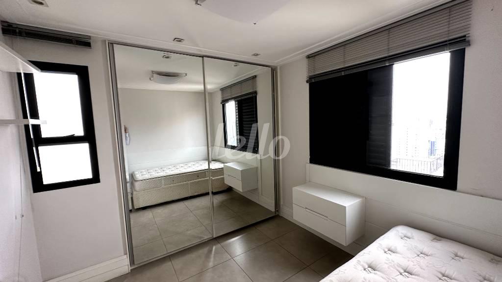 SUÍTE 2 de Apartamento à venda, Duplex com 200 m², 3 quartos e 2 vagas em Vila Clementino - São Paulo